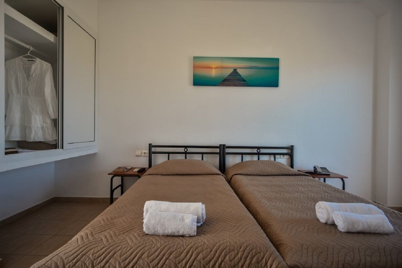 Chrissy's Paradise Hotel